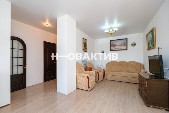 
  Продается 2-комн. квартира, 64.5 м², Галущака ул, д. 15
. Фото 11.
