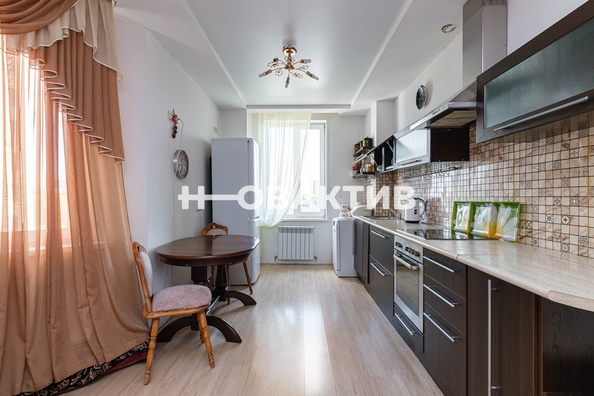 
  Продается 2-комн. квартира, 64.5 м², Галущака ул, д. 15
. Фото 16.
