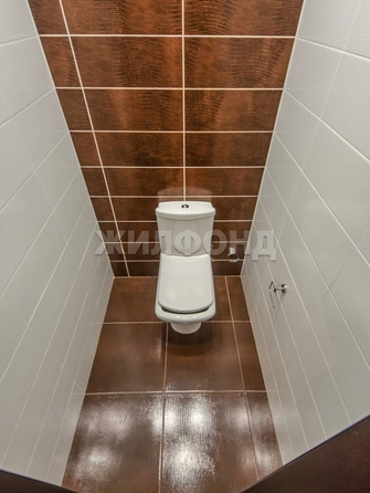 
  Продается 2-комн. квартира, 63 м², Лескова ул, д. 19
. Фото 9.