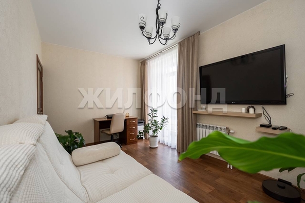 
  Продается 3-комн. квартира, 65.7 м², Стрижи мкр, д. 11
. Фото 2.
