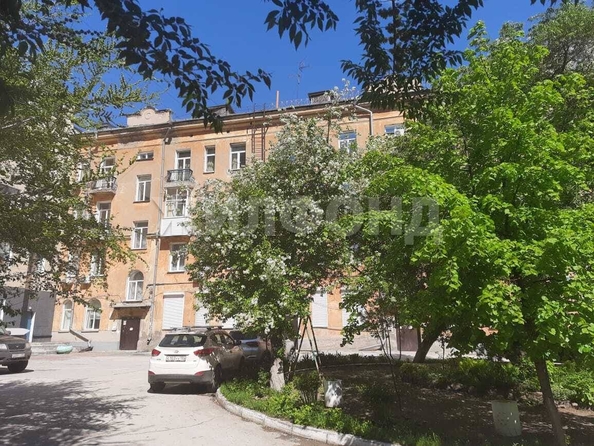 
  Продается 2-комн. квартира, 55.6 м², Орджоникидзе ул, д. 37
. Фото 3.