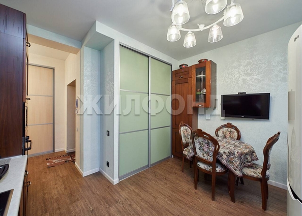 
  Продается 3-комн. квартира, 77.2 м², Крылова ул, д. 3
. Фото 5.