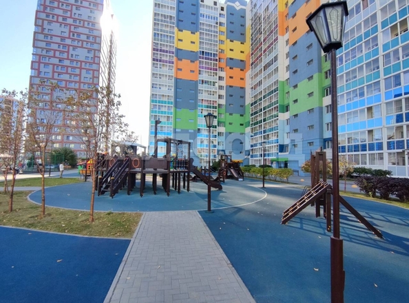 
  Продается 3-комн. квартира, 84.3 м², Ясный Берег ул, д. 6
. Фото 3.