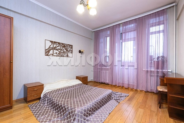 
  Продается 3-комн. квартира, 91 м², Красный пр-кт, д. 159
. Фото 15.