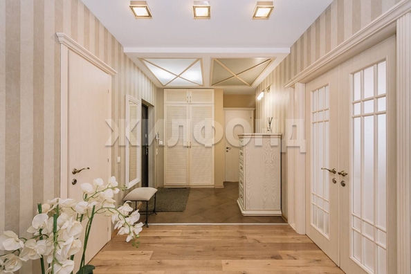 
  Продается 4-комн. квартира, 217.9 м², Галущака ул, д. 9
. Фото 61.