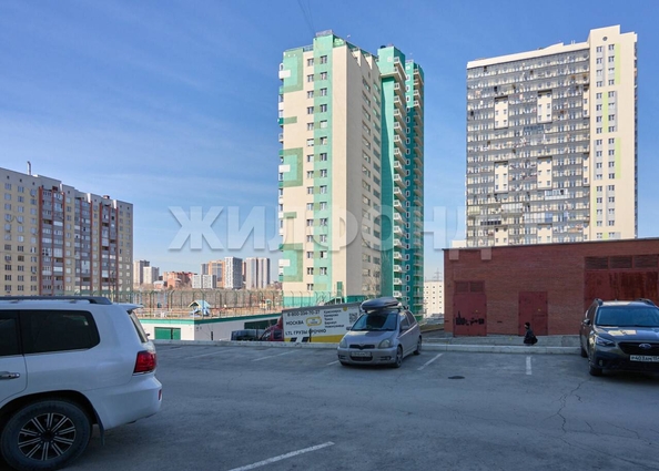 
  Продается 2-комн. квартира, 56 м², Есенина ул, д. 12/2
. Фото 18.