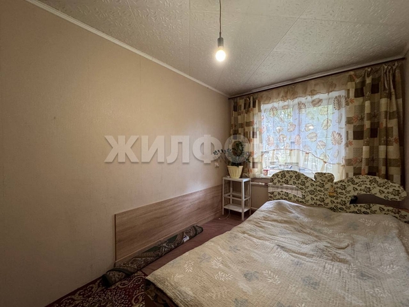 
  Продается 3-комн. квартира, 61 м², Петухова ул, д. 114
. Фото 12.