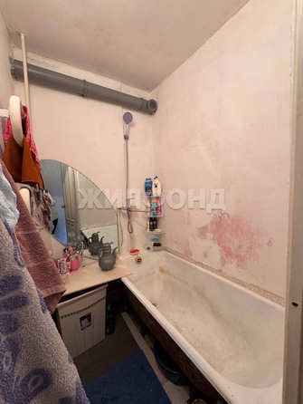 
  Продается 3-комн. квартира, 61 м², Петухова ул, д. 114
. Фото 15.