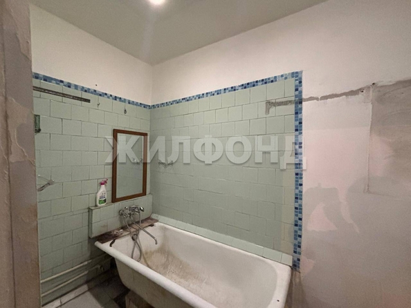 
  Продается 4-комн. квартира, 86 м², Пархоменко ул, д. 8
. Фото 4.