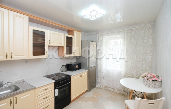 
  Продается 1-комн. квартира, 35.6 м², Октябрьская ул, д. 10а
. Фото 1.