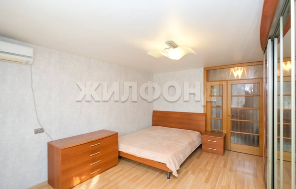 
  Продается 1-комн. квартира, 35.6 м², Октябрьская ул, д. 10а
. Фото 6.