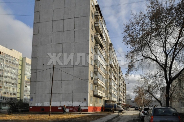 
  Продается 1-комн. квартира, 32.3 м², Троллейная ул, д. 20
. Фото 8.
