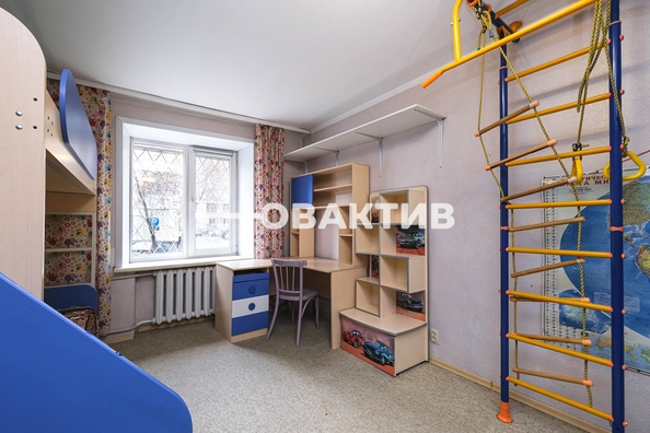
  Продается 3-комн. квартира, 68 м², Сибирская ул, д. 49
. Фото 3.