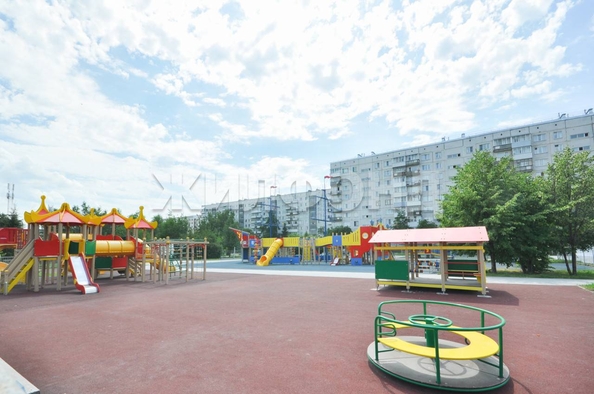 
  Продается 2-комн. квартира, 47 м², Комсомольская ул, д. 31
. Фото 36.