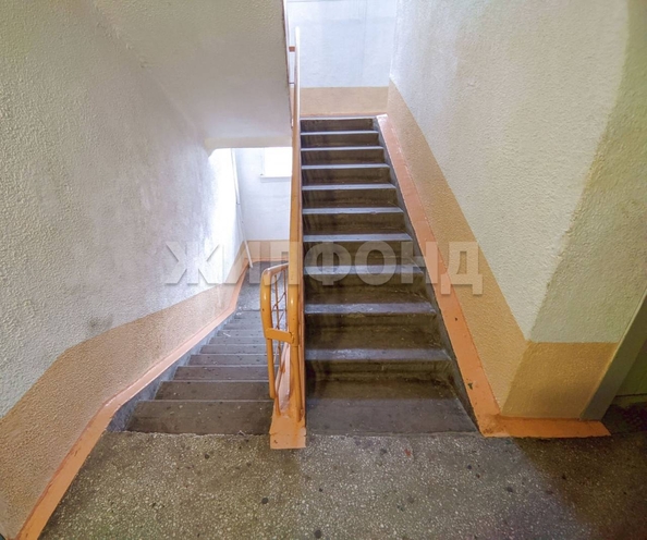 
  Продается 3-комн. квартира, 59 м², Есенина ул, д. 10
. Фото 9.