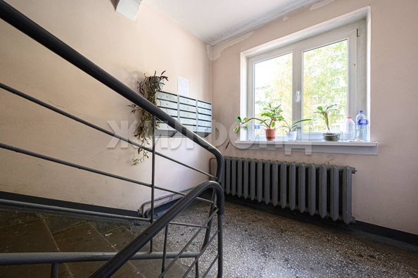 
  Продается 4-комн. квартира, 59.8 м², Ленинградская ул, д. 145
. Фото 35.