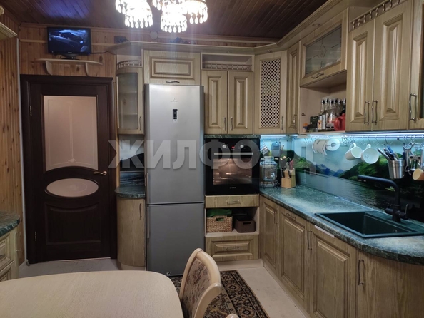 
  Продается дом, 210 м², Новосибирск
. Фото 2.