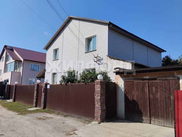 
  Продается дом, 160 м², Новосибирск
. Фото 2.