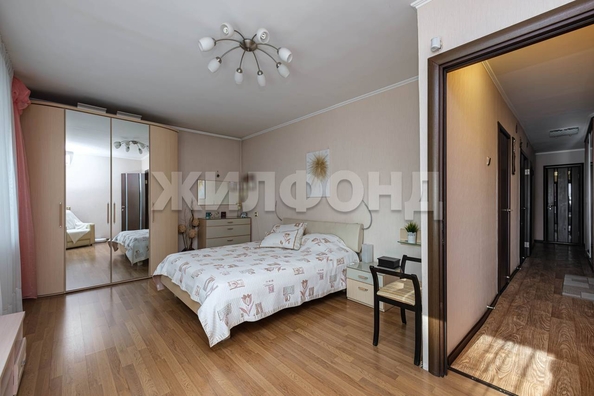 
  Продается 3-комн. квартира, 71.7 м², Балакирева ул, д. 1
. Фото 4.