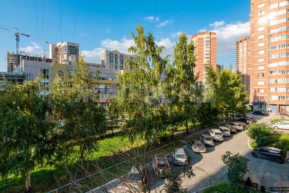 
  Продается 3-комн. квартира, 71.7 м², Балакирева ул, д. 1
. Фото 20.