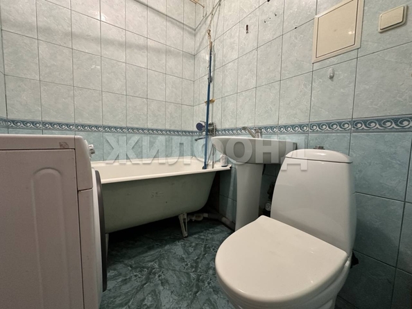 
  Продается 1-комн. квартира, 31 м², Новогодняя ул, д. 11
. Фото 6.