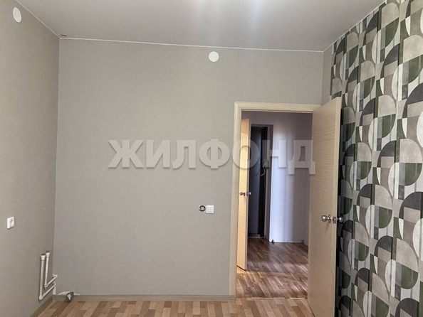 
  Продается 1-комн. квартира, 34.7 м², Романтиков ул, д. 7
. Фото 2.