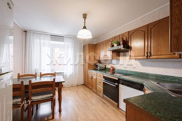 
  Продается 4-комн. квартира, 88.6 м², Вокзальная магистраль ул, д. 6/1
. Фото 1.