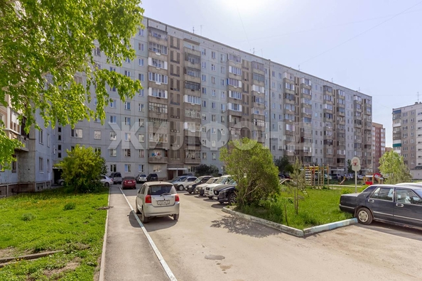 
  Продается 4-комн. квартира, 83.3 м², Широкая ул, д. 111
. Фото 4.