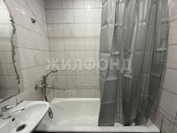 
  Продается 2-комн. квартира, 42.3 м², Коммунистическая ул, д. 11
. Фото 15.