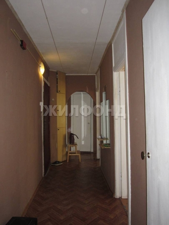 
  Продается 4-комн. квартира, 70.8 м², Зорге ул, д. 193/1
. Фото 10.