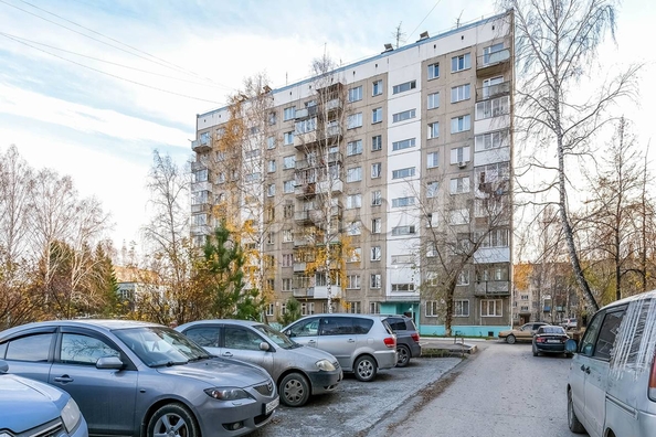 
  Продается 4-комн. квартира, 70.8 м², Зорге ул, д. 193/1
. Фото 15.