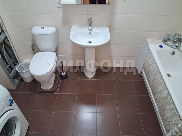 
  Продается 1-комн. квартира, 38.8 м², Дунаевского ул, д. 3
. Фото 10.
