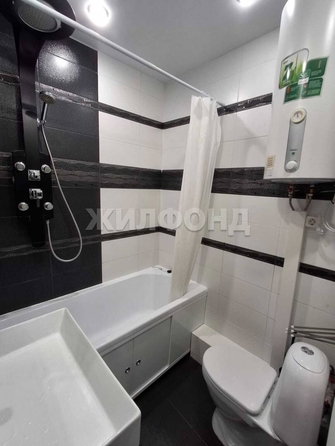 
  Продается 2-комн. квартира, 41.7 м², Овражная ул, д. 13
. Фото 12.