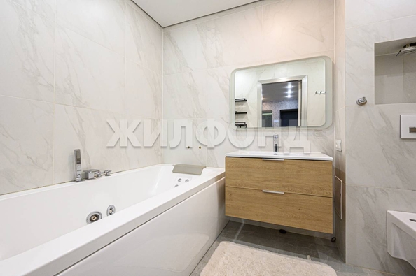 
  Продается 3-комн. квартира, 74.5 м², Холодильная ул, д. 17
. Фото 13.
