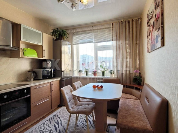 
  Продается 3-комн. квартира, 66.1 м², Краузе ул, д. 1
. Фото 2.