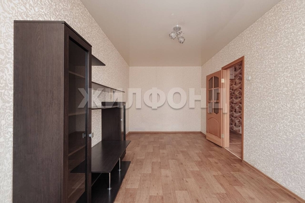 
  Продается 1-комн. квартира, 42 м², В. Высоцкого ул, д. 41/4
. Фото 3.
