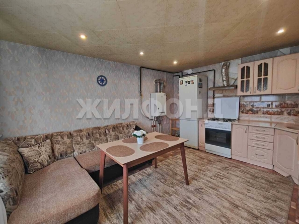 
  Продается 3-комн. квартира, 63.4 м², Титова ул, д. 1
. Фото 4.