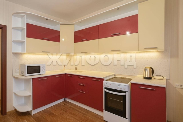 
  Продается 1-комн. квартира, 38.5 м², Михаила Немыткина ул, д. 10
. Фото 4.