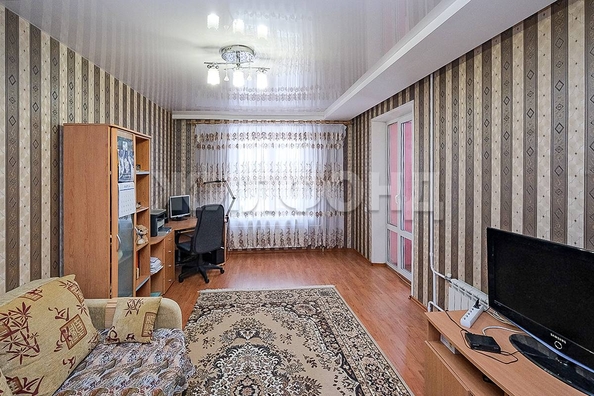 
  Продается 2-комн. квартира, 58 м², Адриена Лежена ул, д. 25
. Фото 2.