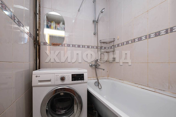 
  Продается 3-комн. квартира, 58.3 м², Полтавская ул, д. 37
. Фото 18.