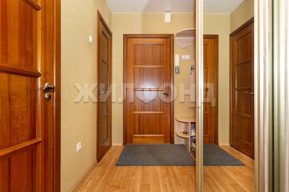 
  Продается 1-комн. квартира, 38.4 м², Сибирская ул, д. 51
. Фото 6.