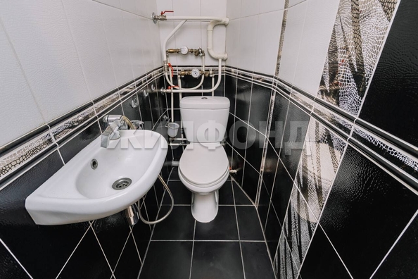 
  Продается 4-комн. квартира, 70.5 м², Бориса Богаткова ул, д. 194/6
. Фото 18.