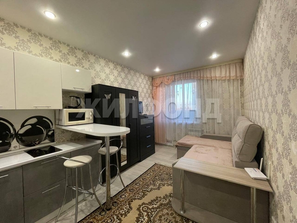 
  Сдается 1-комн. квартира, 21 м², Героев Революции ул, д. 21
. Фото 3.