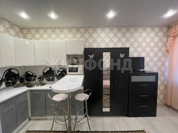 
  Сдается 1-комн. квартира, 21 м², Героев Революции ул, д. 21
. Фото 4.