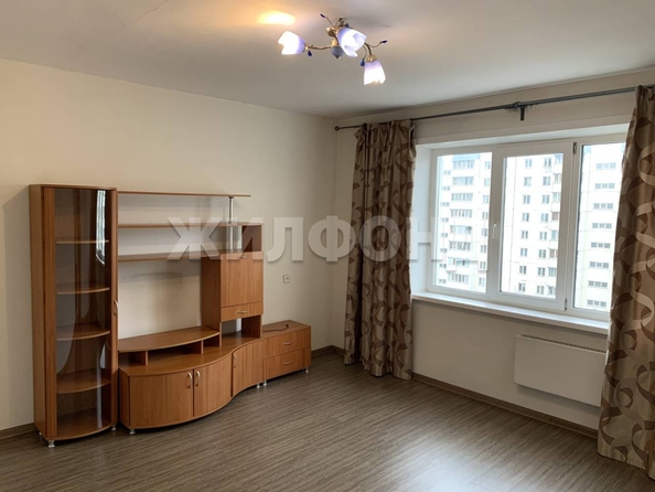 
  Продается 2-комн. квартира, 52.3 м², В. Высоцкого ул, д. 50/1
. Фото 5.