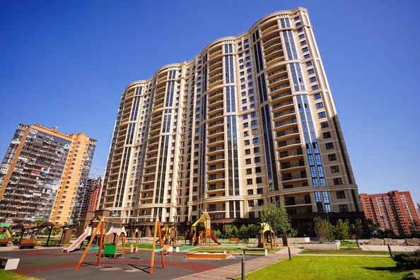
  Продается 3-комн. квартира 180.6 м², в ЖК Заельцовский. Фото 1.
