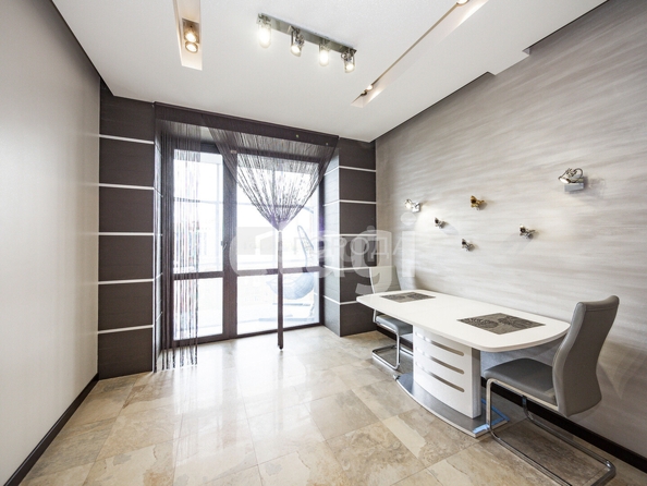 
  Продается 3-комн. квартира 117 м². Фото 1.