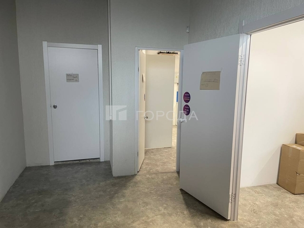 
  Продается универсальное помещение 90 м², в ЖК На Петухова, дом 2. Фото 2.
