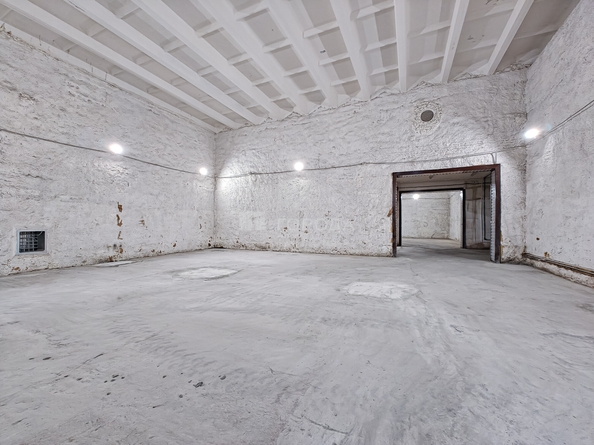 
  Продается производственное помещение 1525.8 м². Фото 6.