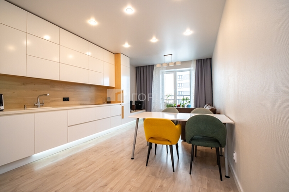 
  Продается 3-комн. квартира 100 м². Фото 1.
